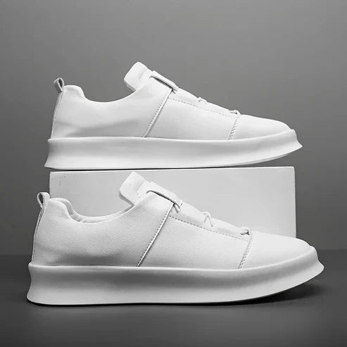 Tênis Masculino em Couro Romenzi RZ421